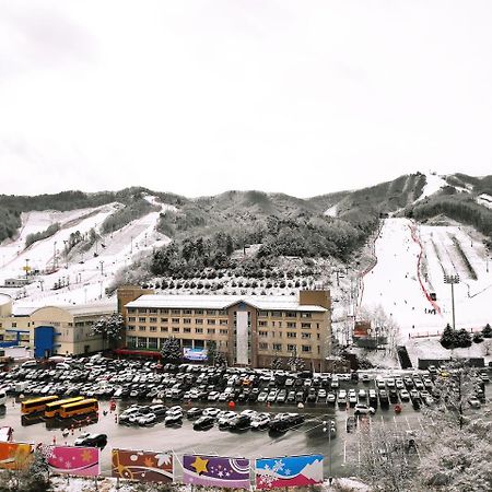 The White View Hotel Pyeongchang Exterior foto